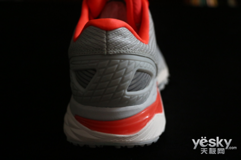原來(lái)鞋也可以很智能，咕咚智能跑鞋21K體驗(yàn)評(píng)測(cè)
