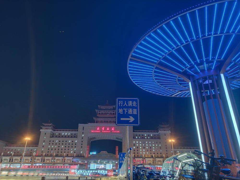 長(zhǎng)續(xù)航大內(nèi)存，華為麥芒7帶你體驗(yàn)AI拍攝的樂趣