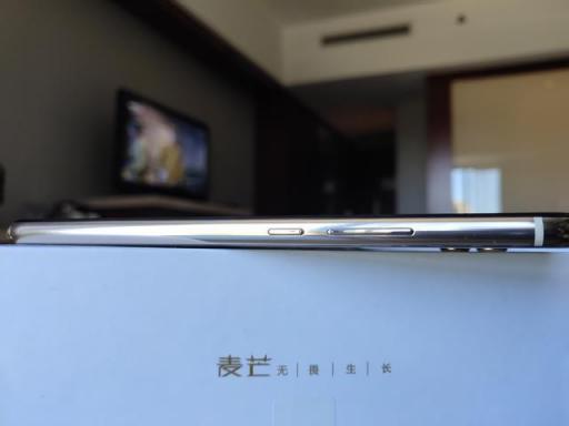 全面屏+四鏡頭手機(jī)，麥芒7值得入手嘛？