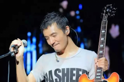 吳秀波公開吐槽李健不用微信，背后真相竟然是……