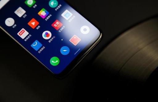 老外嫌棄新iPhone美顏太假？那他們可能沒用過這款國產(chǎn)手機