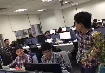 1024程序員節(jié)，女朋友給我的這個禮物該不該收？