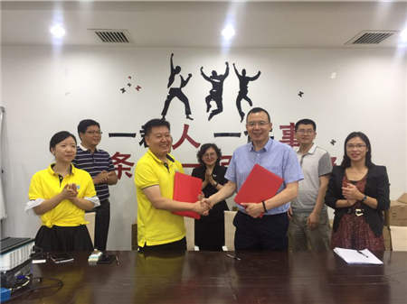 秒沖新能源獲湖南衛(wèi)視《午間新聞》關(guān)注，引起業(yè)界強(qiáng)烈反響