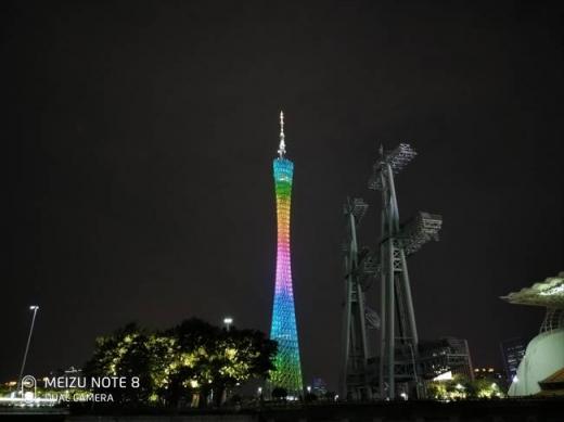 不比不知道，原來(lái)魅族Note8拍照比榮耀暢玩8C好那么多！