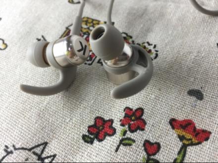 聽歌要音質(zhì)好又要顏值高？天貓上這款藍(lán)牙耳機(jī)賣得好