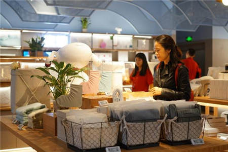 11.17京東之家福州東百旗艦店正式開業(yè) 潮流黑科技踐行無(wú)界零