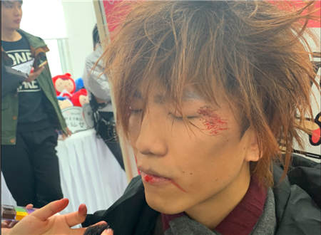 95后女生化妝后 男生竟想退貨！網(wǎng)友：自己長啥樣心理沒數(shù)嗎？