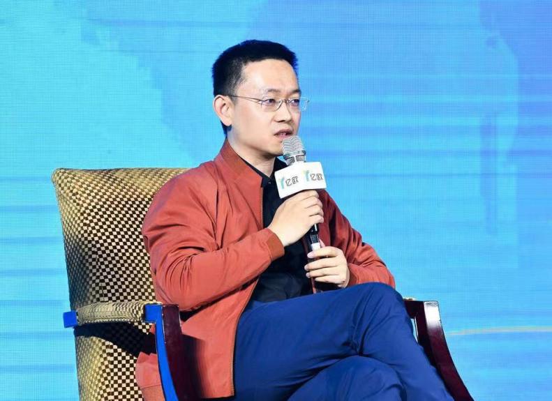 中譯語(yǔ)通CEO于洋出席2018億歐創(chuàng)新者年會(huì)，暢談“另類數(shù)據(jù)：新石油”