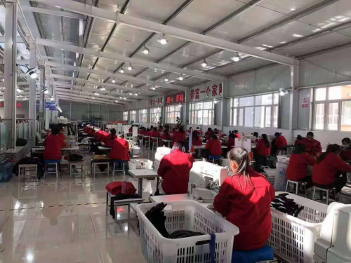 多重身份的天天快遞 助力“中國箱包之都”全面復蘇
