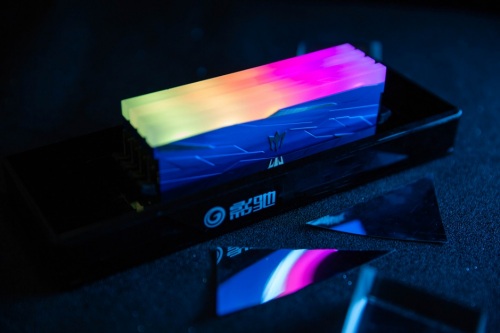 影馳星曜內(nèi)存對比GAMER blue，哪一款最適合你？