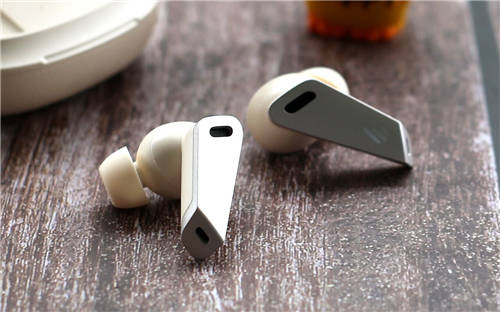 新品預(yù)售：漫步者NB2降噪藍(lán)牙耳機(jī)，降噪時(shí)代的普及者