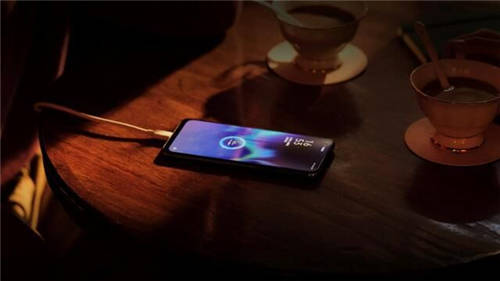 全系標配65W超級閃充，OPPO Reno4系列終結你的續(xù)航焦慮