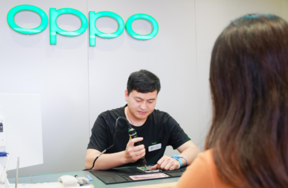 手抖碎屏不用愁 OPPO“護(hù)屏計劃”解煩憂