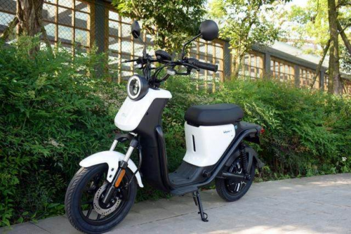 最容易上手的小牛電動(dòng)車之一——小牛U1的小巧輕便之美