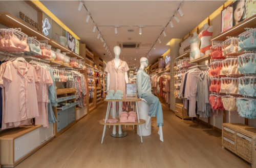 全新升級(jí)店鋪回歸，都市麗人再次揚(yáng)帆起航