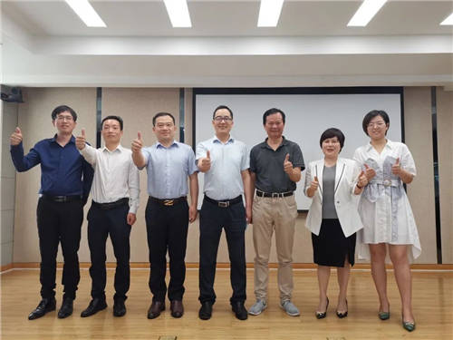 一只雞做到年銷30億，老鄉(xiāng)雞攜手藍凌打造合同管理系統(tǒng)