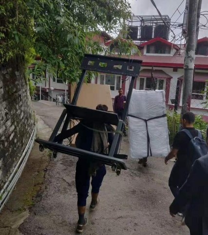 客戶第一、使命必達(dá)！MAXHUB為峭壁上的水文站送去科技利器
