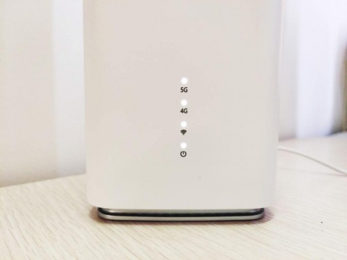 【集微拆評(píng)】OPPO 5G CPE T1評(píng)測：5G轉(zhuǎn)Wi-Fi，一張卡搞定多設(shè)備
