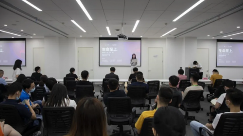 美菜黨支部舉辦“生命至上”主題應(yīng)急救護培訓