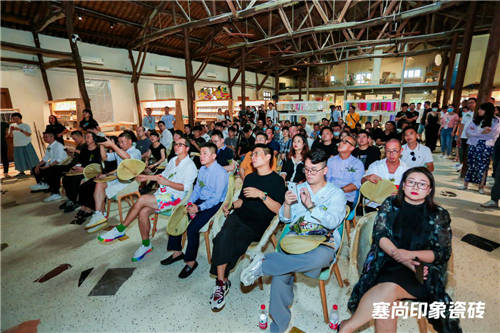 2020全球首款：塞尚印象36?肌膚磚行業(yè)首秀，創(chuàng)新設(shè)計備受熱捧