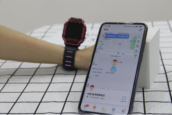 無限接近完美，深評小天才Z6巔峰版電話手表
