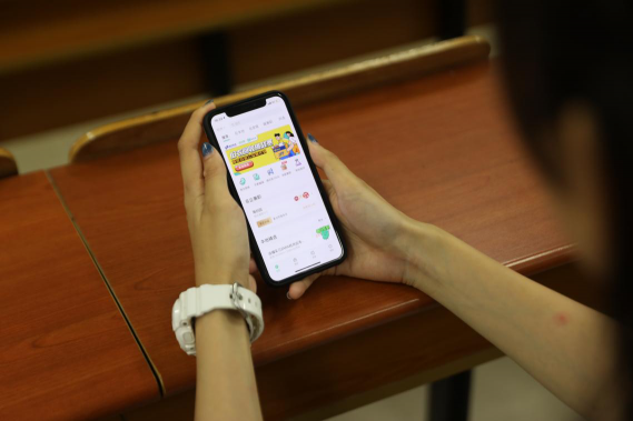 餓了么攜手青團(tuán)社開啟“青藍(lán)直聘計(jì)劃”，助力餐飲企業(yè)高效招人
