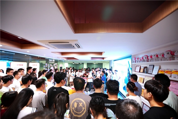 KK直播八周年，堅(jiān)持正能量 迎接娛樂直播X電商直播新時(shí)代