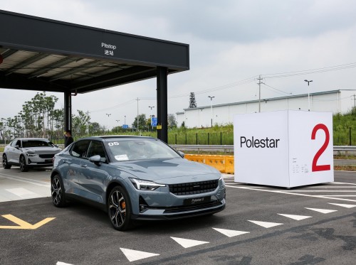 極星（Polestar）先鋒日如期而至，“車界玫瑰”車艷華女士強(qiáng)勢助推極星2交付