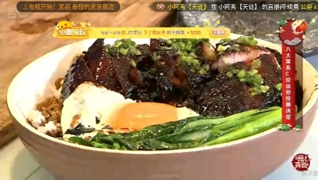 小群饞到舔盤子，柒老師，你做的水餃?zhǔn)怯卸嗪贸?/></p><p align=