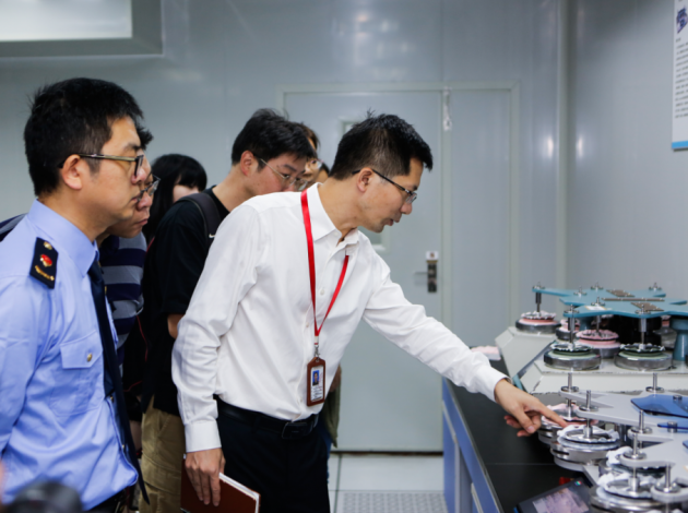 水星家紡召開“企業(yè)質(zhì)量開放日”活動，樹立奉賢企業(yè)標(biāo)桿