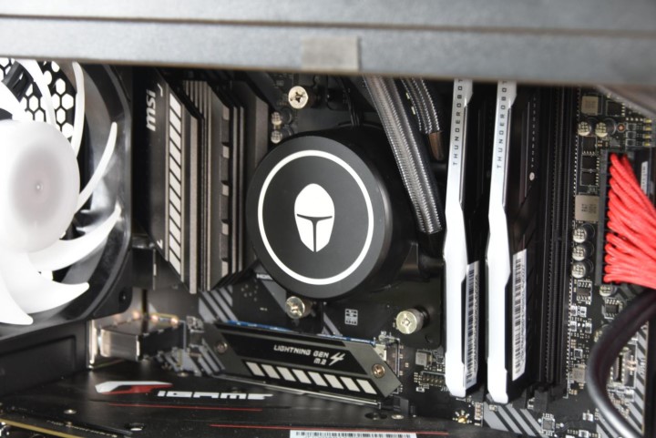 AMD YES！雷神911黑武士 Ryzen 評(píng)測(cè)