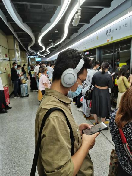降噪耳機(jī)，這7大因素是關(guān)鍵！ 音樂廠牌酷狗首發(fā)M9頭戴式降噪耳機(jī)，499元高性價比單品