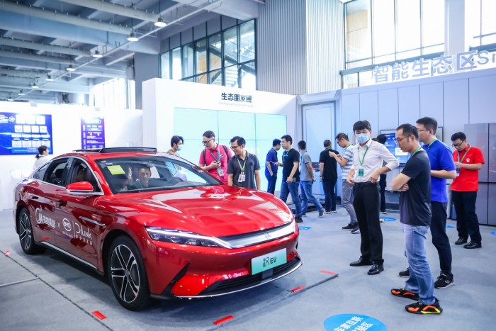 “聰明的車”&“智慧的家”，比亞迪DiLink聯(lián)手美的IoT賦能車家互聯(lián)新形態(tài)