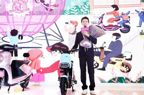 小刀攜手品牌代言人馬天宇“宇”你同行，燃爆南京
