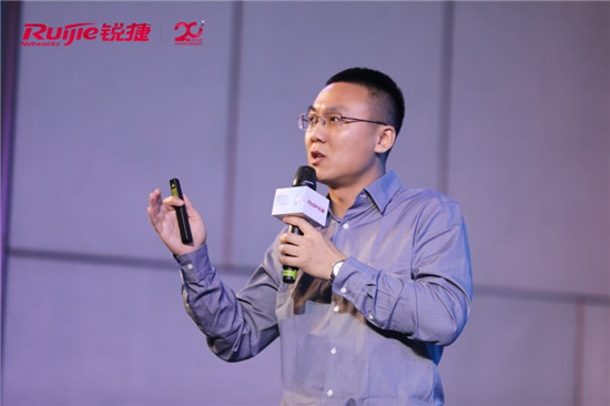 銳捷亮相55屆高博會(huì)，展示“強(qiáng)教學(xué)、智服務(wù)、簡網(wǎng)絡(luò)”的智慧校園新藍(lán)圖
