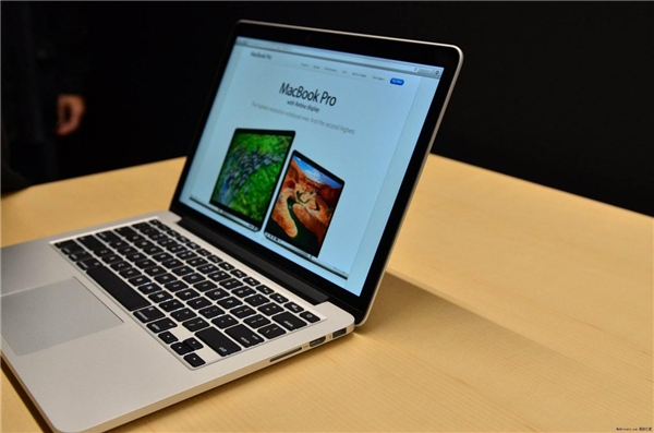 英特爾Evo平臺(tái)認(rèn)證的戴爾XPS13 9310對(duì)比蘋(píng)果MacBook Pro13!看看誰(shuí)更強(qiáng)!