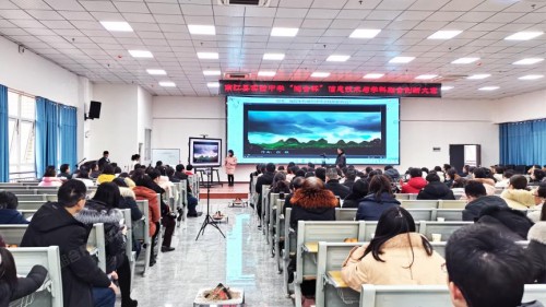 鴻合科技：南江縣實(shí)驗(yàn)中學(xué)首屆鴻合杯信息技術(shù)與學(xué)科融合創(chuàng)新大賽成功舉辦！