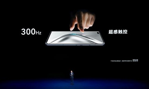 10億色+120Hz刷新+300Hz觸控！榮耀V40屏幕體驗(yàn)，前所未感