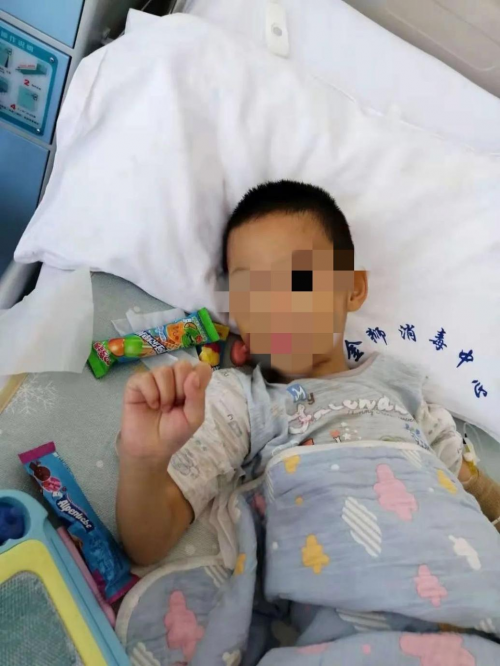 太心疼！3歲男孩患白血病，水滴籌愛心助力醫(yī)療費挽救心碎家庭