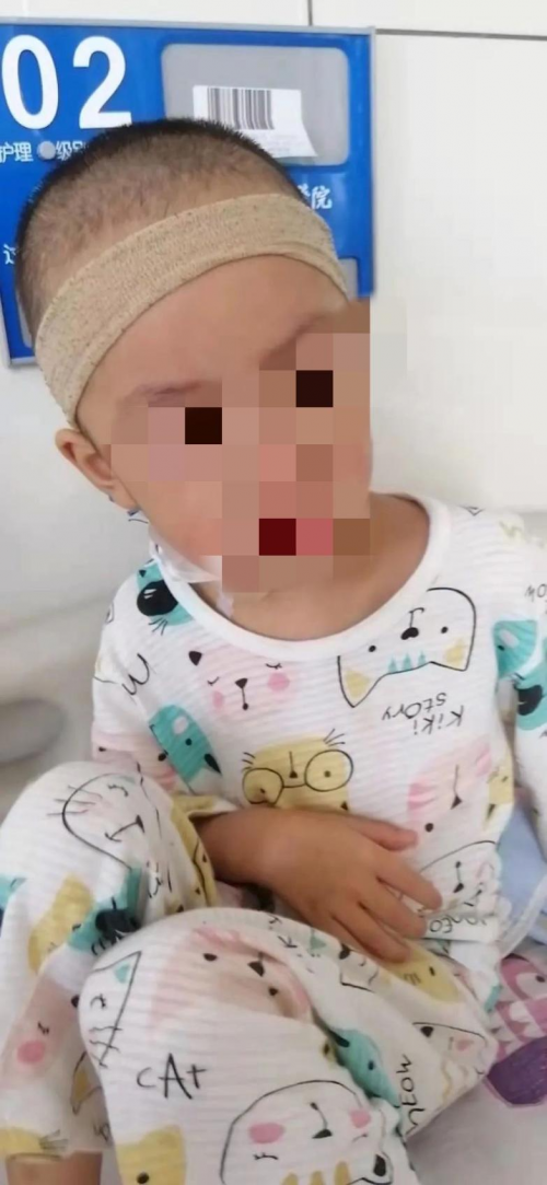 太心疼！3歲男孩患白血病，水滴籌愛心助力醫(yī)療費挽救心碎家庭
