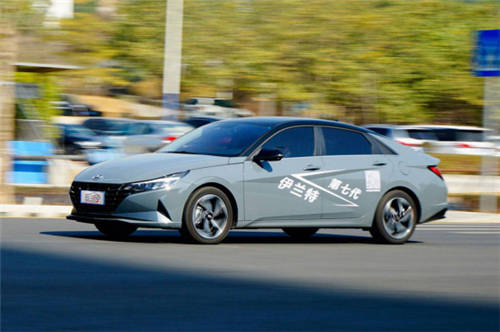 跨入30歲，北京現(xiàn)代伊蘭特將樹立A級轎車新標(biāo)桿？試駕來看