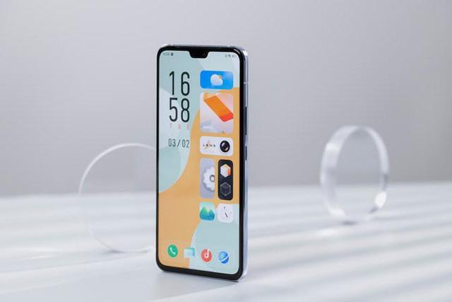 vivo S9超薄自拍旗艦5G手機(jī)發(fā)布，首發(fā)聯(lián)發(fā)科天璣1100實(shí)現(xiàn)性能功耗雙贏