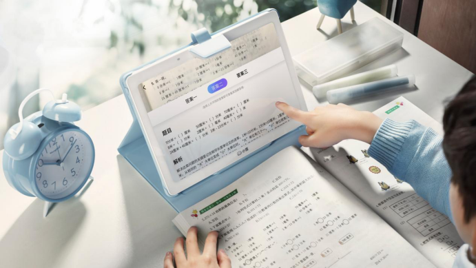 比iPad更香！千元小度智能學習平板，讓孩子擁有AI學習助手