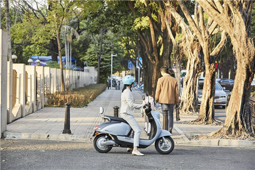 性價比更高的電動車？愛瑪雷拉Q312，長續(xù)航更省電