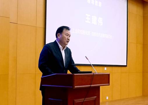 提升工業(yè)互聯(lián)網(wǎng)底層技術(shù)發(fā)展水平，東土科技勢(shì)在必行