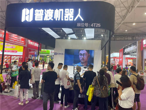 直擊成都火鍋展，普渡機(jī)器人現(xiàn)場(chǎng)成交多臺(tái)！
