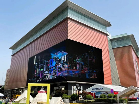 利亞德助力文化與科技交融，裸眼3D顯示屏打造絕美夜景