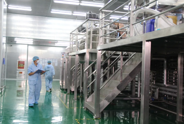 黃渤代言品牌小浣熊嬰童洗護(hù)，用100%的努力，換取十分滿意
