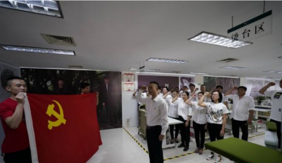 “紅色戰(zhàn)狼之家”開(kāi)館，七匹狼秉承狼文化！