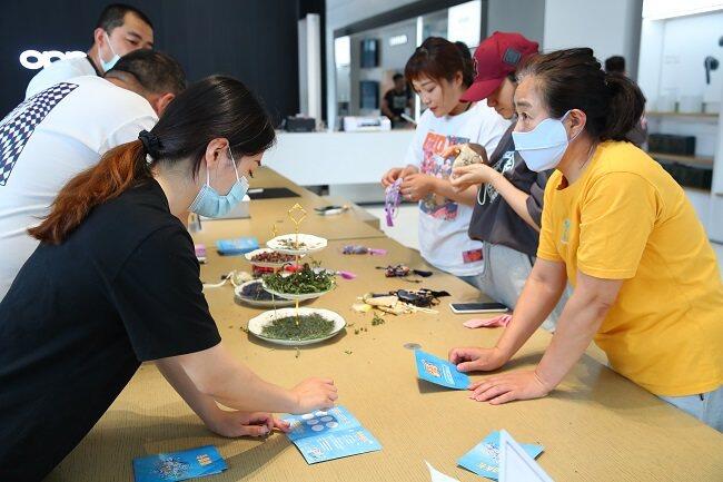 為全方面保障用戶用機(jī)，OPPO服務(wù)這個(gè)夏天玩很大